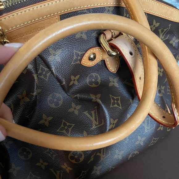 Louis Vuitton Tivoli GM - Excellent/Like New Condition - Picture 14 of 15